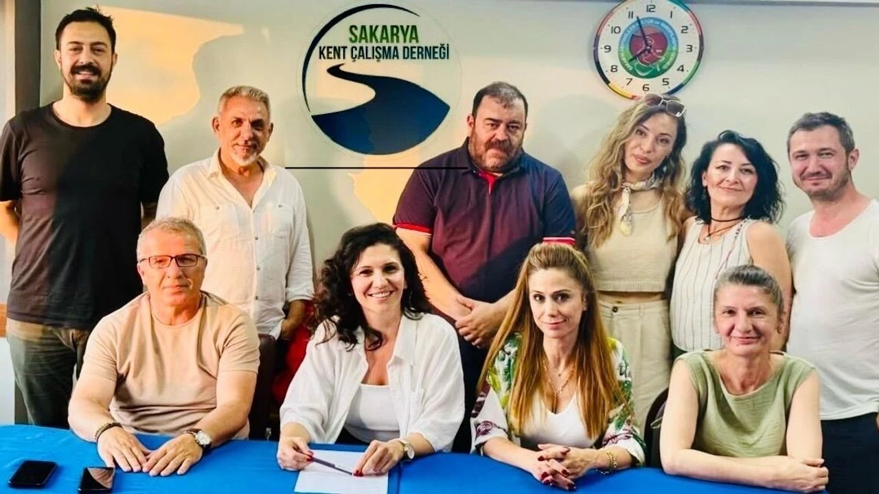 Sakarya Kent Çalışma Derneği’nde Yeni Dönem: Başkanlığa Elvan Şafak Seçildi
