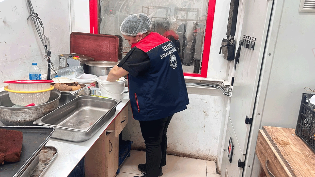 CİMER şikayeti rezilliği ortaya çıkardı! Erenler’de tatlı imalathanesine 158 bin TL ceza