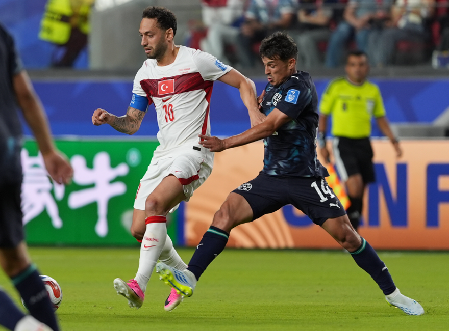 Hakan Çalhanoğlu’ndan dönüşte ilk açıklama: “Hakkınızı helal edin”