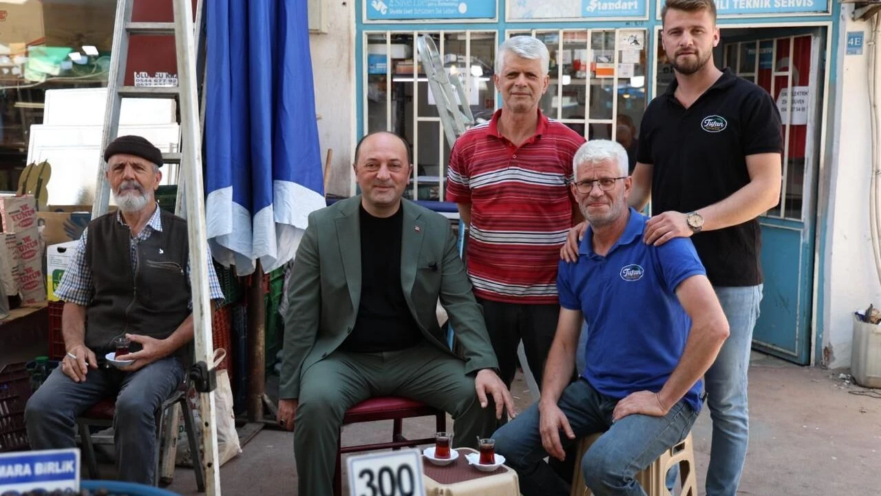 Başkan Yıldız, Perşembe Halk Günü'nde vatandaşlarla bir araya geldi