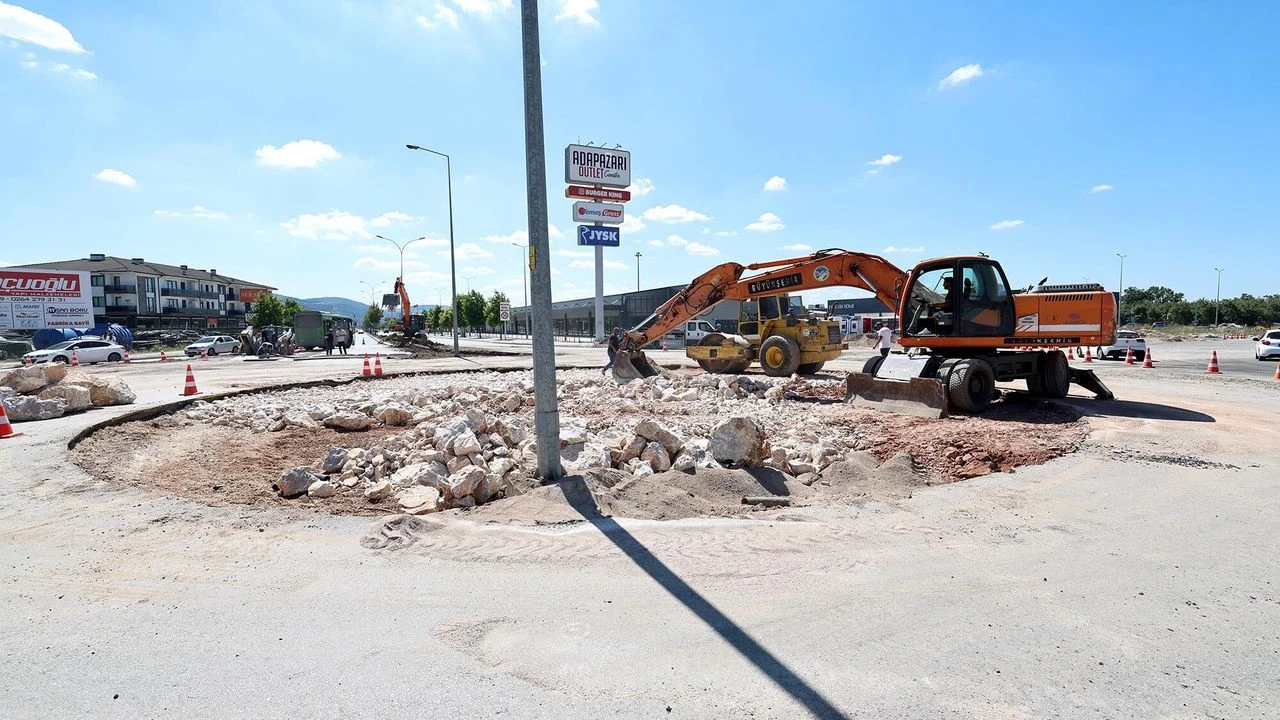 Büyükşehir, Eski Kipa Kavşağı'nı yeni duble yola hazırlıyor