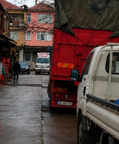 Patates Hali çevresinde gece tedirginliği: Mahalleli güvenlik istiyor