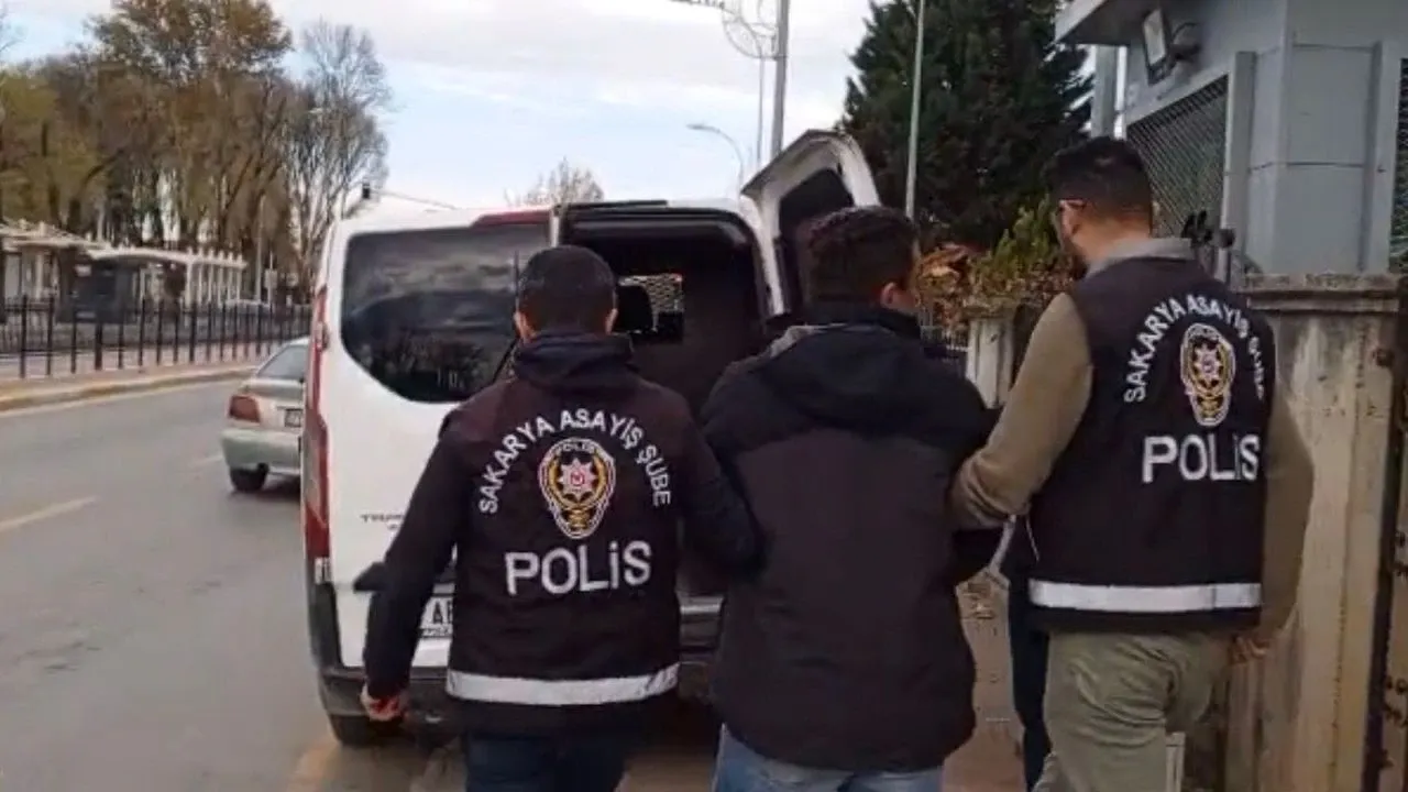 Sakarya'da bir ayda aranan 264 şüpheli yakalandı!