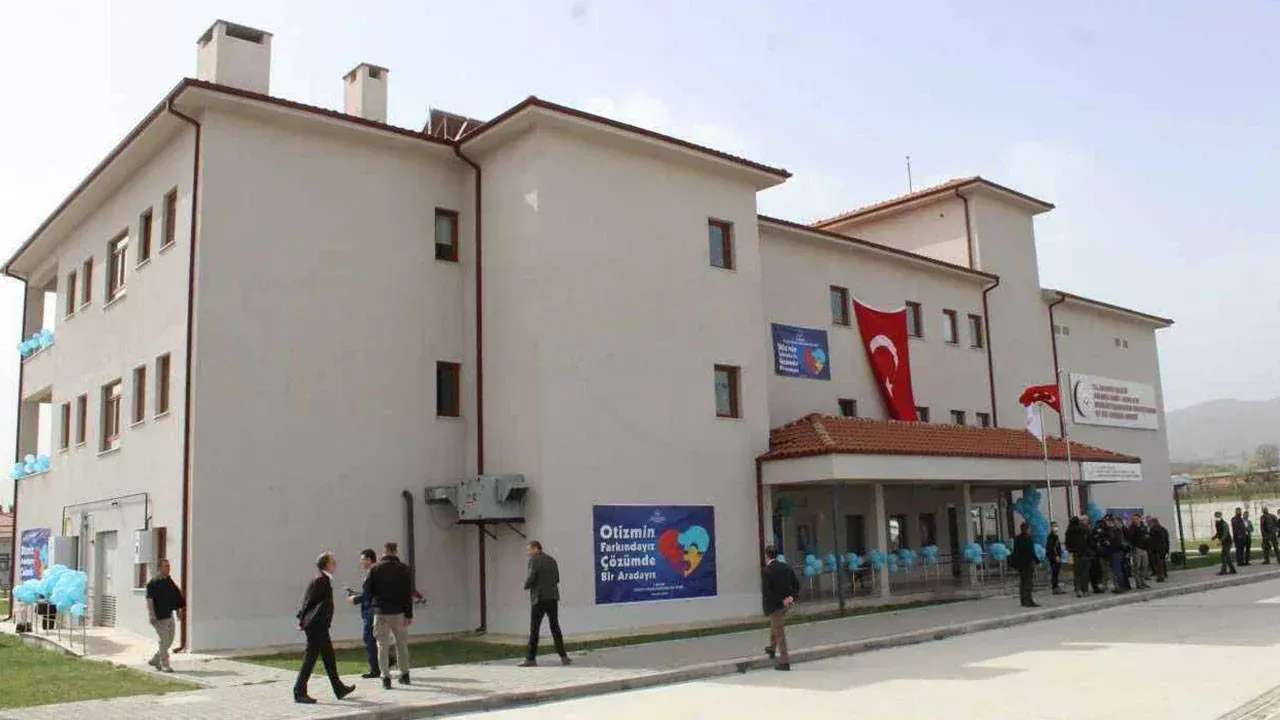 Otizm merkezinde tadilat başlıyor