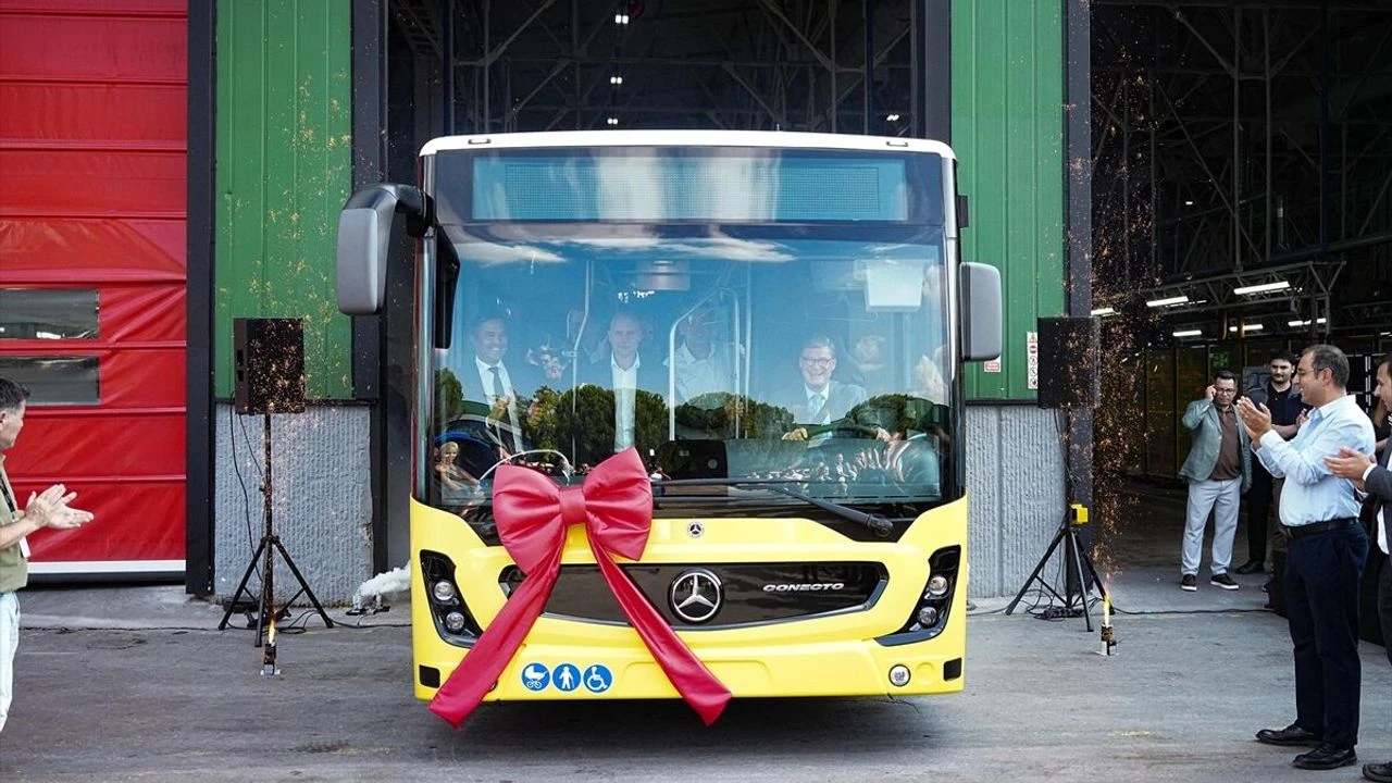 Sakarya’da Mercedes-Benz Conecto için seri üretim başladı