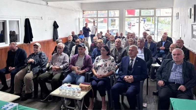 Yeni Parti Kaynarca’da Şeker yeniden başkan seçildi
