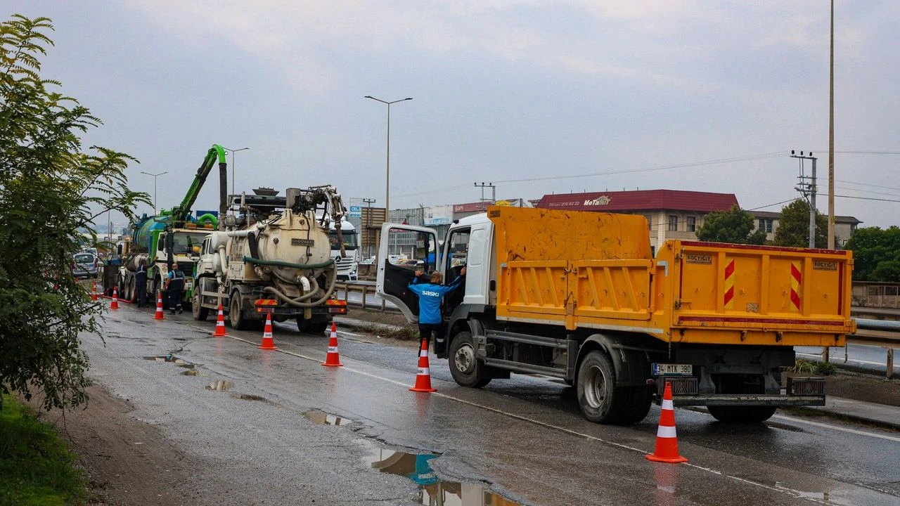 Sakarya’da kritik yağış alarmı: 410 personel, 145 araç sahada