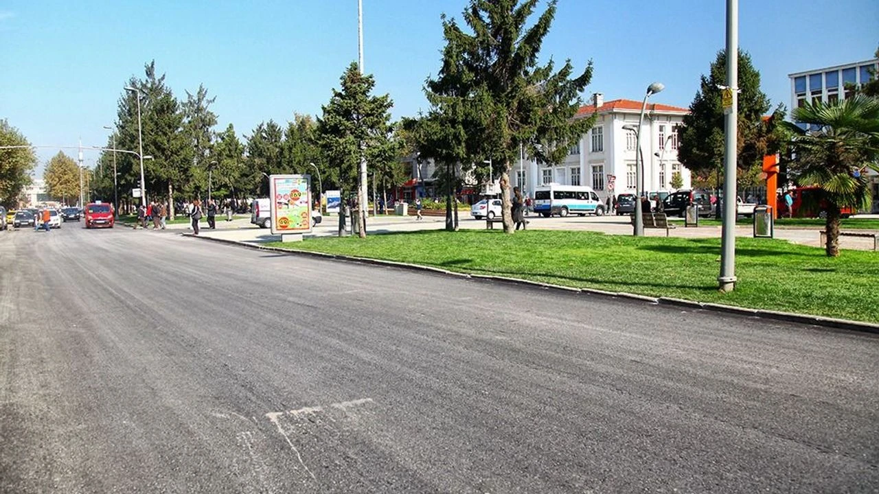 Sakarya Valiliği duyurdu: Adapazarı’nda o yollar trafiğe kapatılacak!
