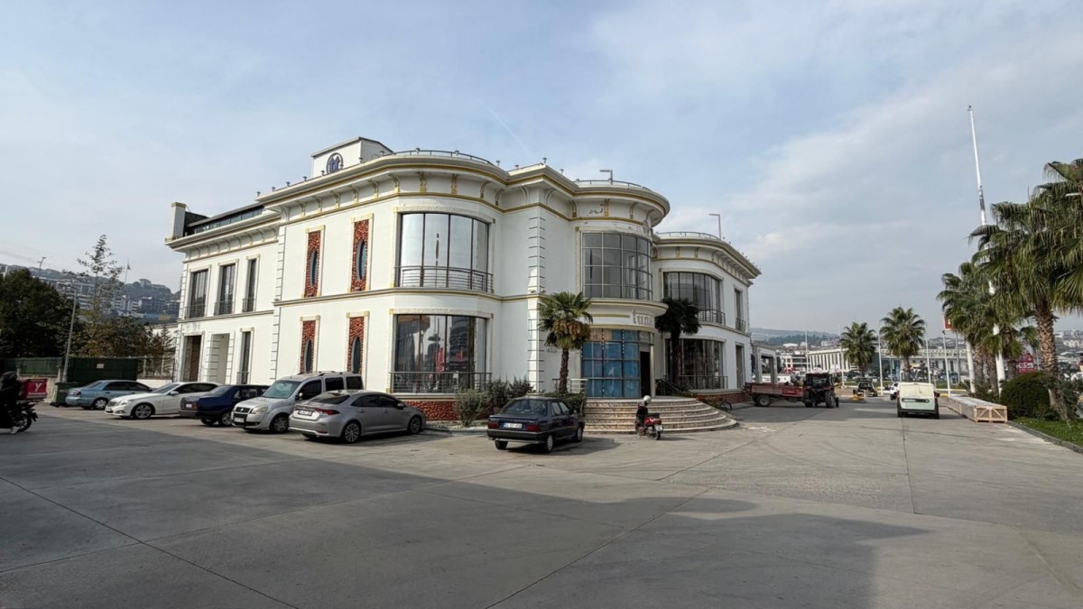 Serdivan’ın 22 yıllık simgesi Tunatan Tesisleri kapandı!