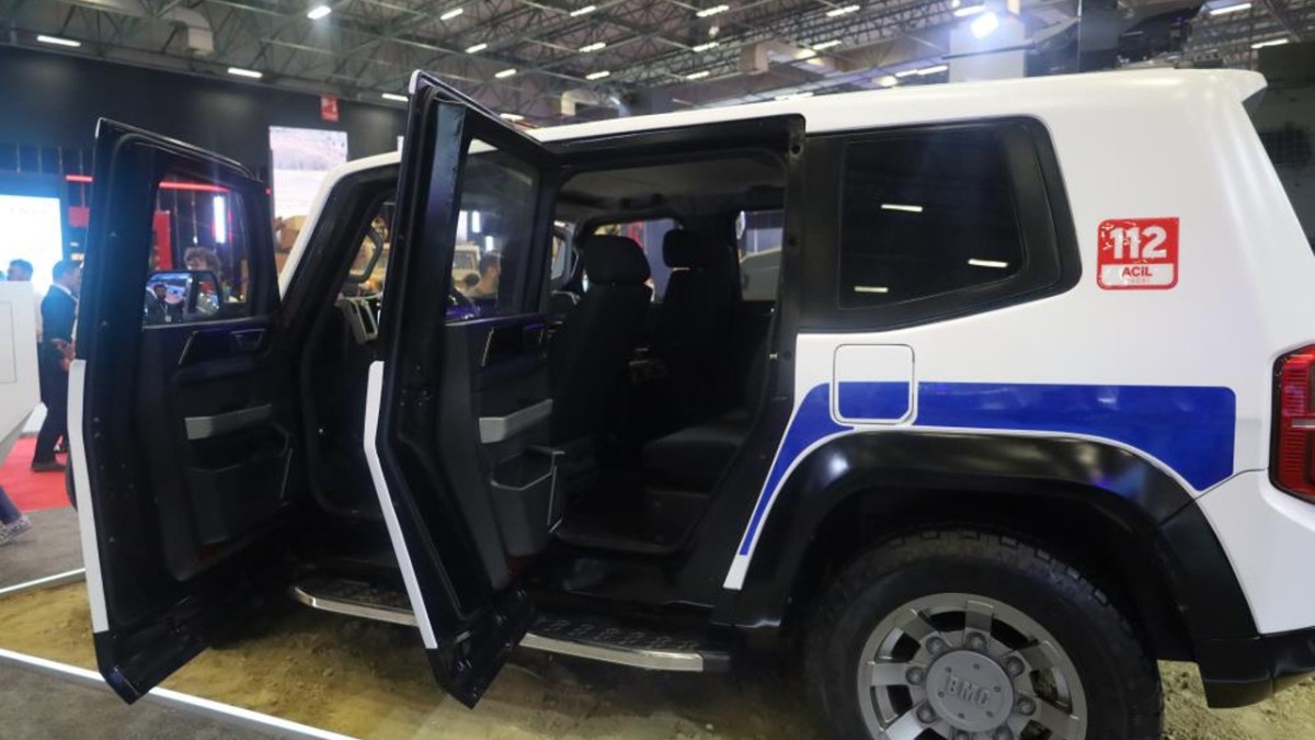 Zırhlı polis aracı TULGA 4x4 SUV İDEF’te 