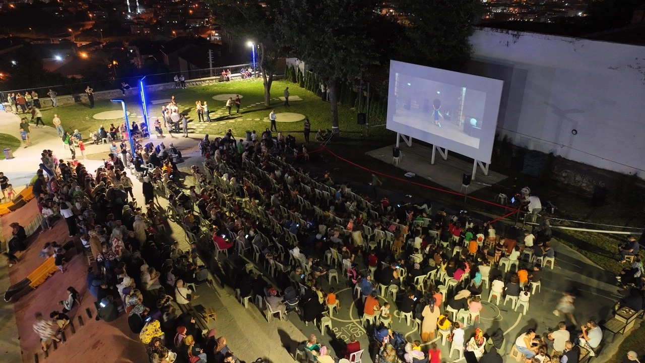 Hızırtepe’de çocuk sineması etkinliğine büyük ilgi