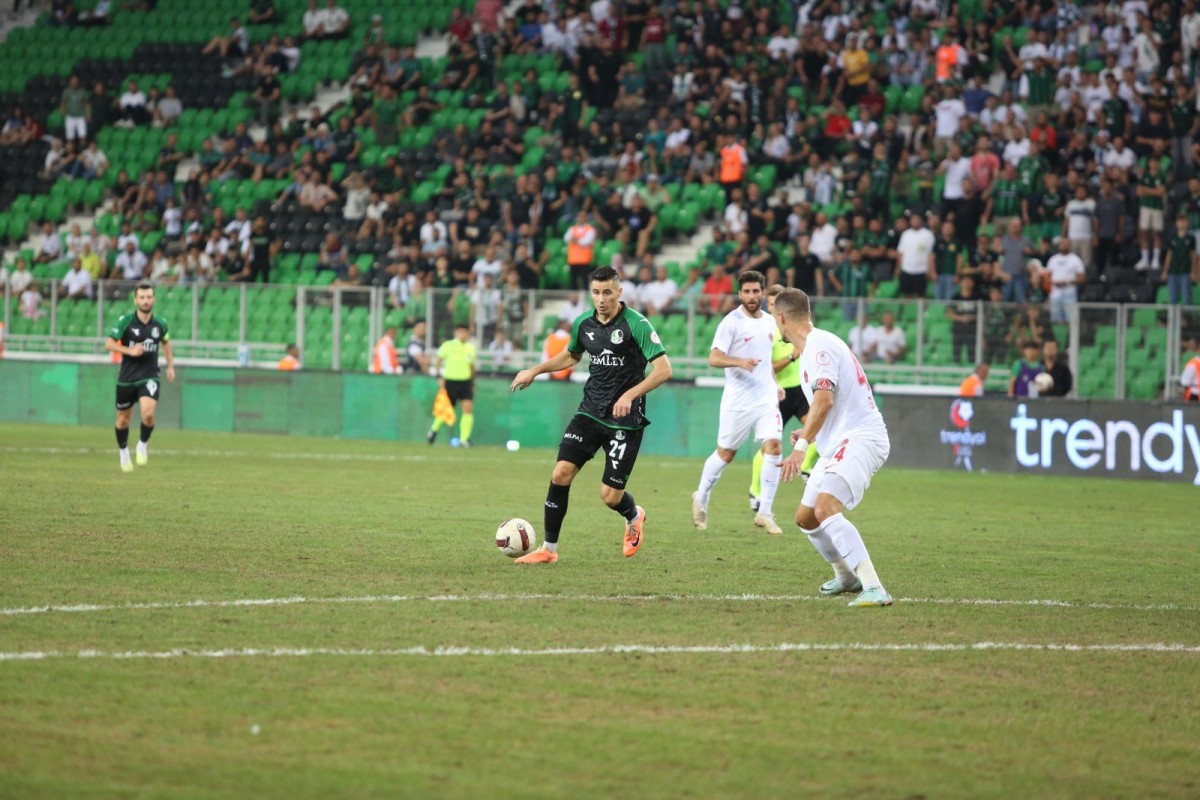 Sakaryaspor-Ümraniyespor maçının ardından