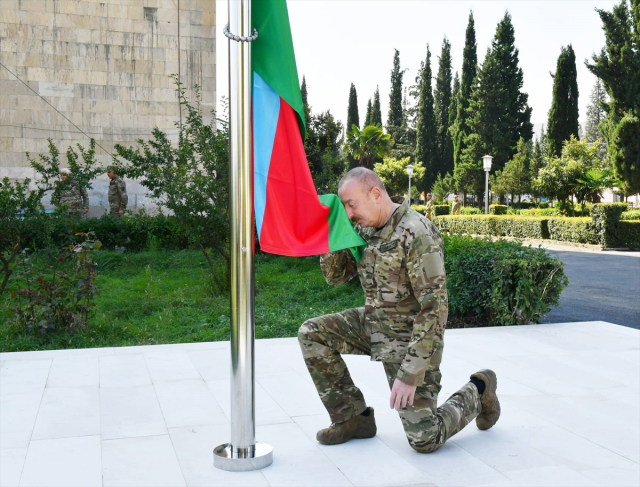 Azerbaycan Cumhurbaşkanı Aliyev: Kendilerine 'cumhurbaşkanı' diyen üç palyaço, hak ettikleri cezayı bekliyor