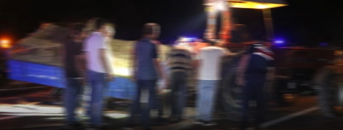 Alkollü sürücü önündeki traktöre çarptı: 1 ağır yaralı