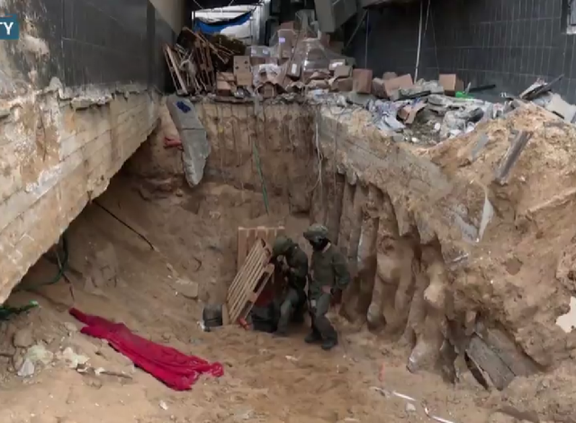 İsrail ordusu, gazetecileri Şifa Hastanesi'nin altında olduğu konuşulan tünellere indirdi! Karyoladan klimaya kadar her şey var