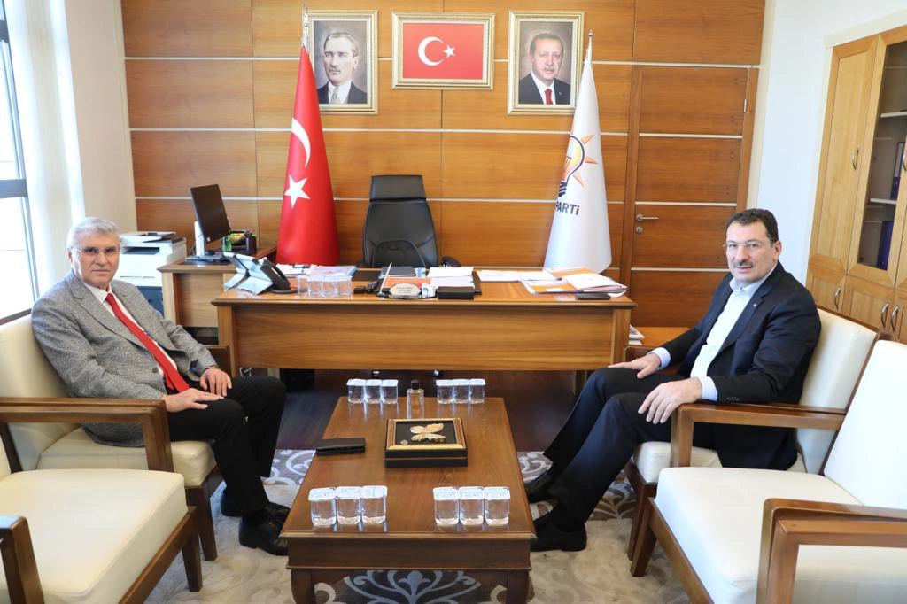 Başkan Yüce, Ali İhsan Yavuz'u ziyaret etti