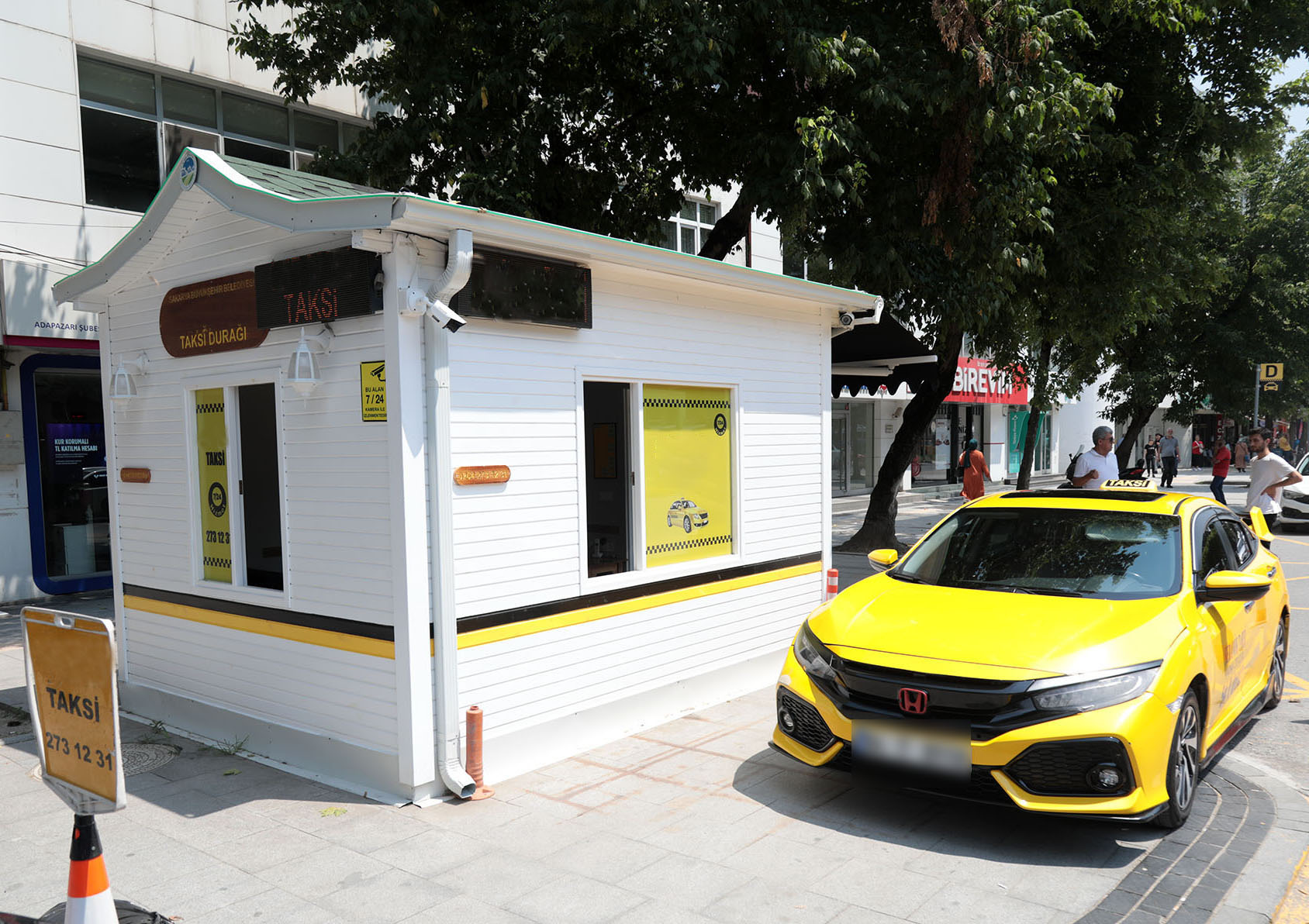 Sakarya Büyükşehir Belediyesi, 10 ticari taksi durak yerinin işletilmesi için ihaleye çıkıyor