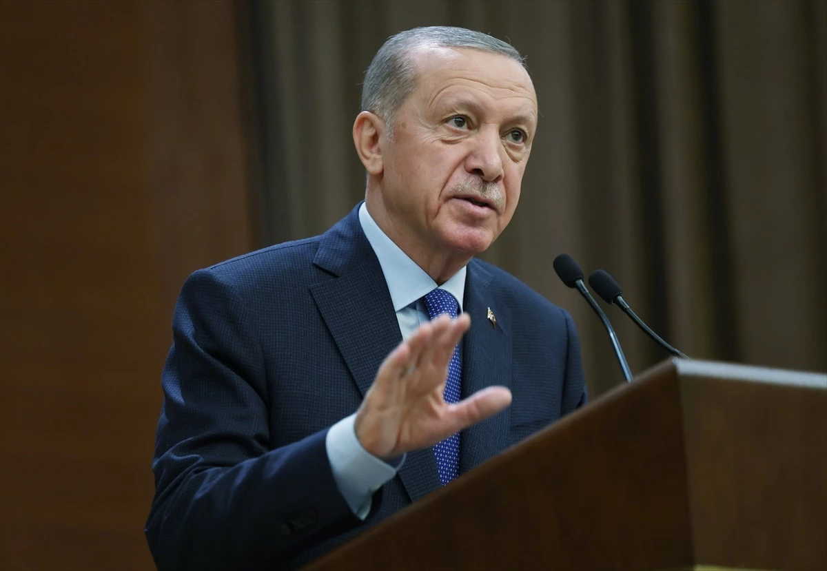 Cumhurbaşkanı Erdoğan'dan, CHP lideri Özel'e sert yanıt: Panik havasının bir işareti