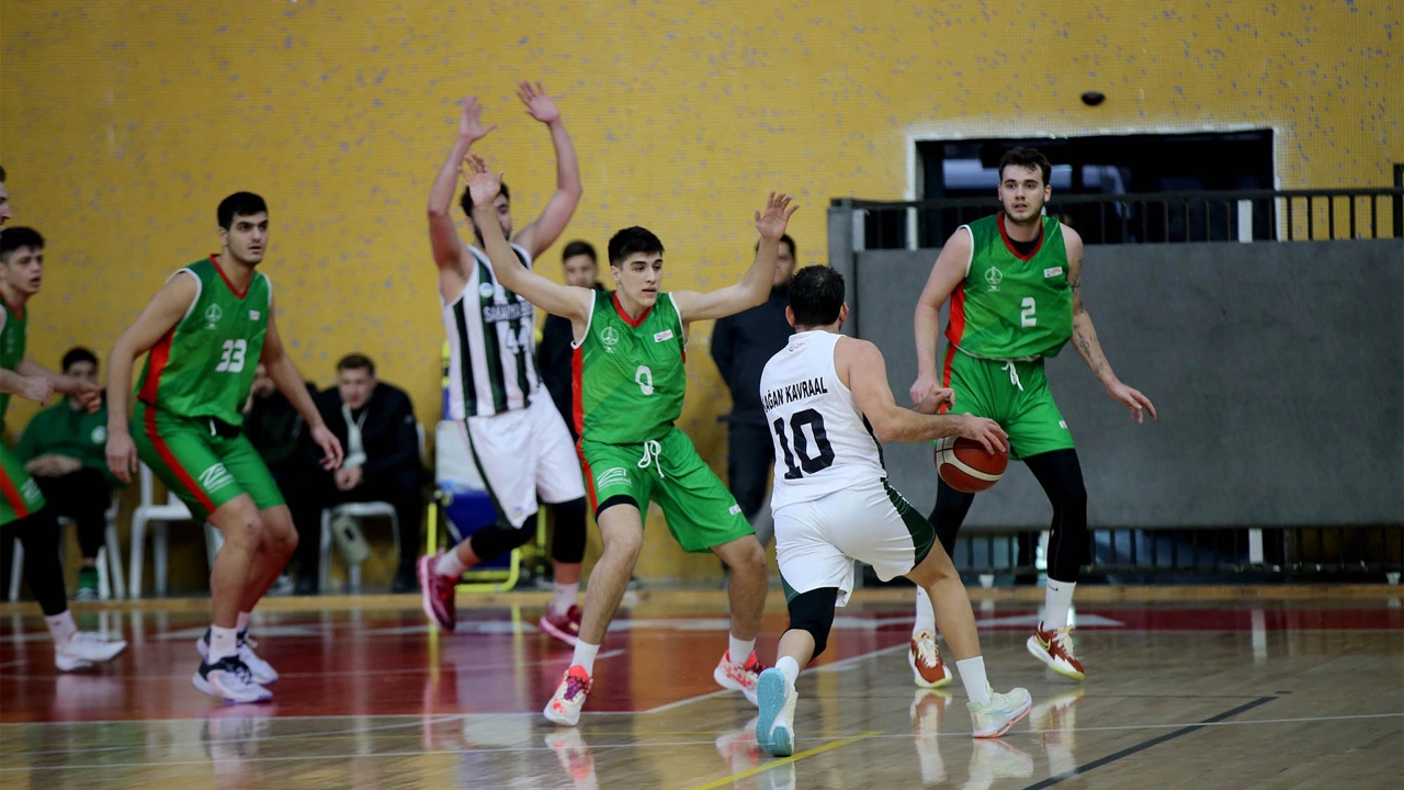 Büyükşehir Basketbol Fark Yarattı: 97-51!