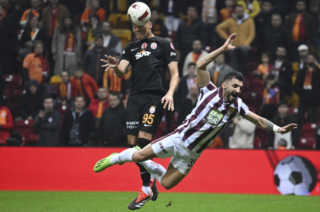 Galatasaray Kupayı Kovalamaz! Bandırmaspor'u 4-2 Yendi