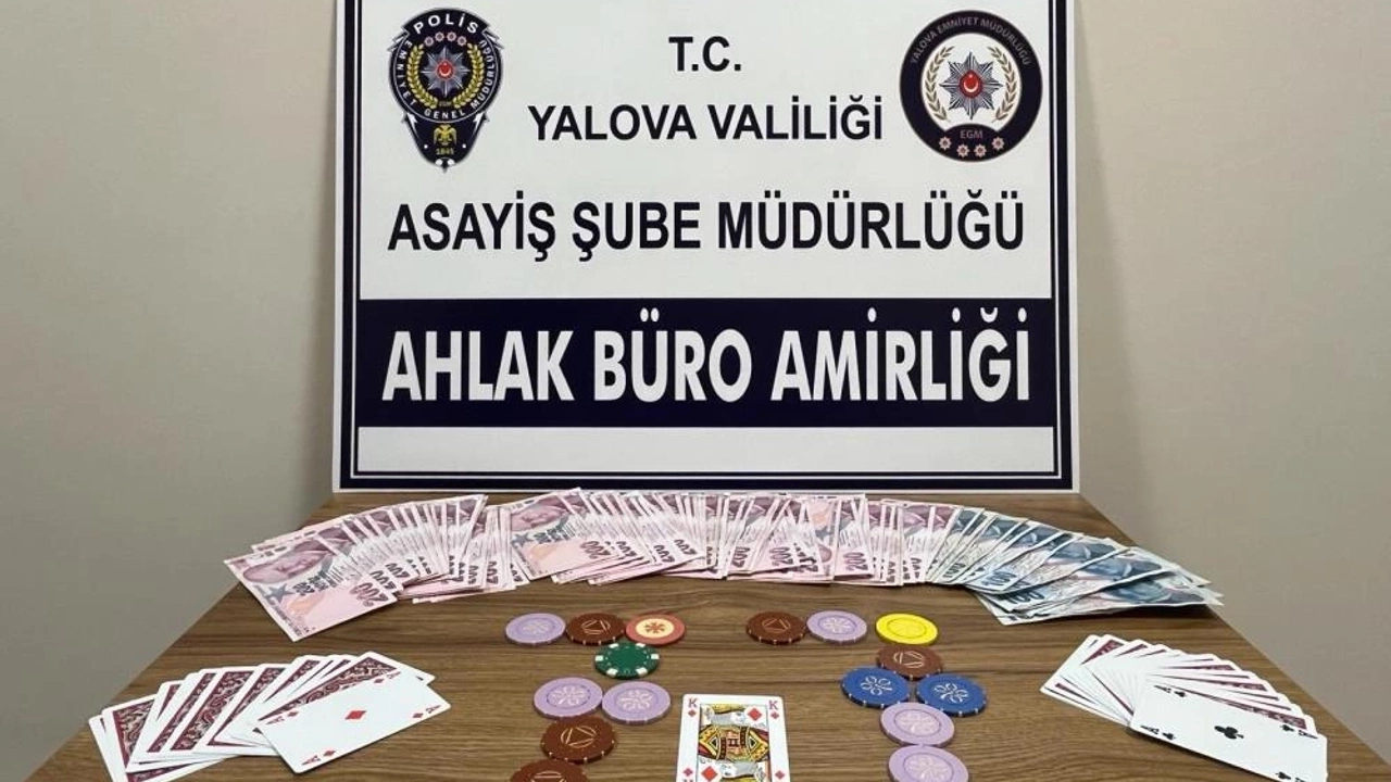 Yalova'da Kumar Operasyonu: 8 Kişiye 51 Bin 400 Lira Ceza!