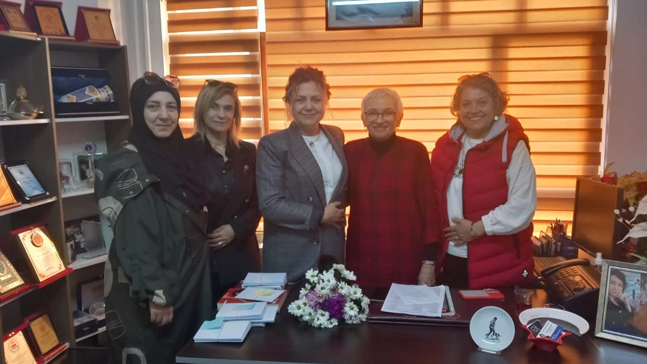 Gelecek Partisi Kadın Kolları TKB Sakarya Şubesini Ziyaret Etti