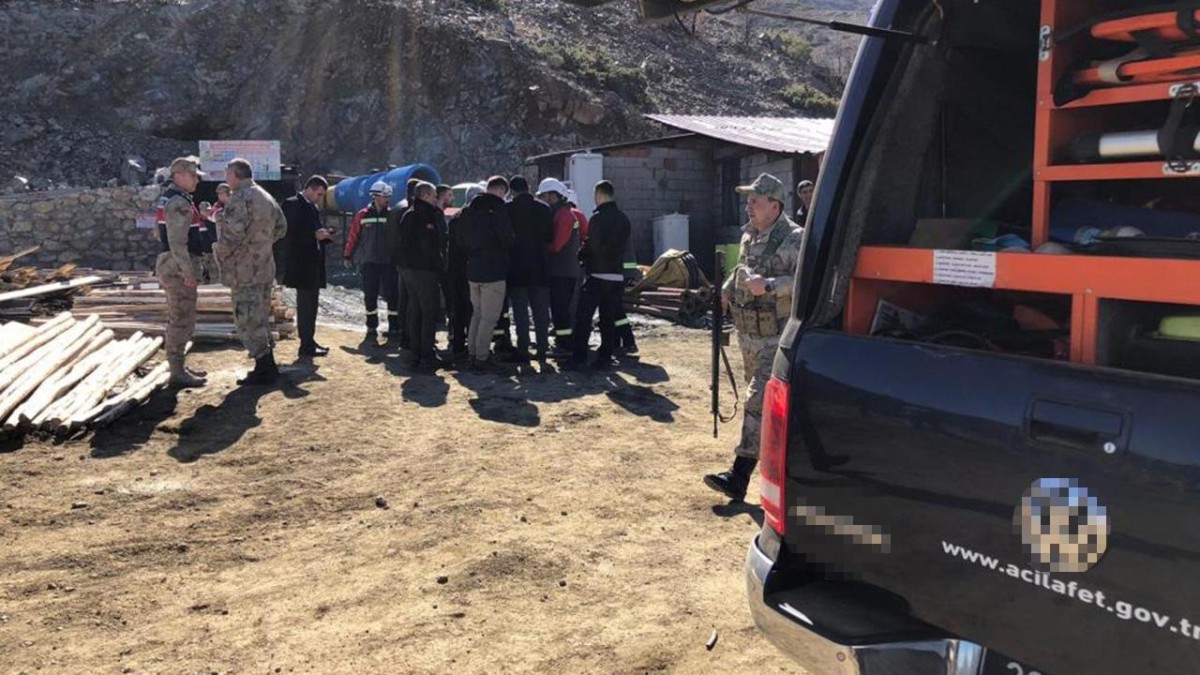 Elazığ'da Maden Ocağı GöçüğündeTüm İşçiler Kurtarıldı!