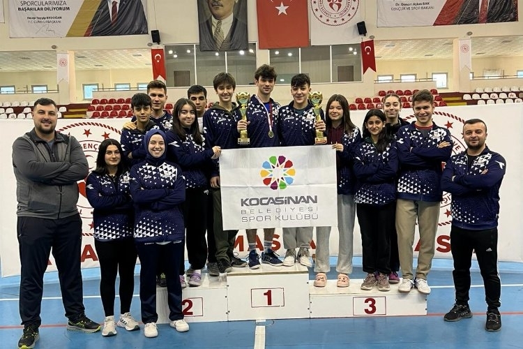 Kocasinan, 100. Yıl Gençler Türkiye Şampiyonası'na Damga Vurdu