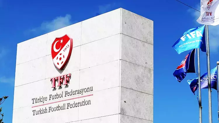 TFF açıkladı: MHK'da VAR'dan sorumlu yönetici Tolga Özkalfa istifa etti!