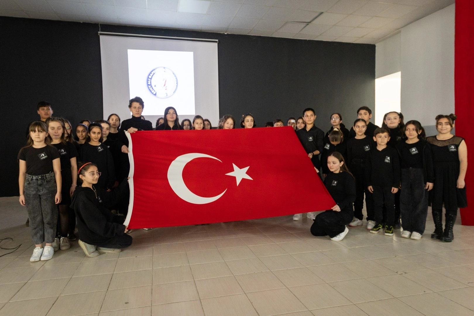 Başkan Babaoğlu, Şehit Ali Gaffar Okkan'a Vefa Programında Öğrencilerle Bir Araya Geldi