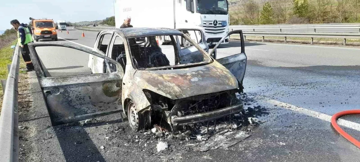 Anadolu Otoyolu'nda Otomobil Yangını