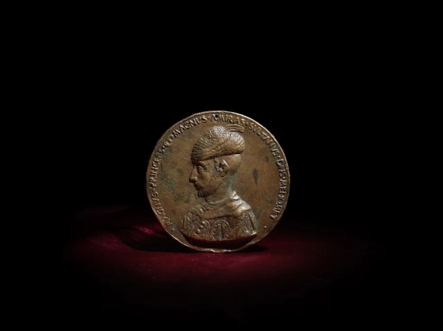 Fatih Sultan Mehmet'in 'tılsımlı madalyonu' 2 milyon sterlin fiyatla satışa çıkacak