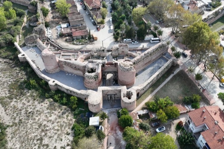 Bursa'nın 1800 yıllık eseri turizme kazandırıldı