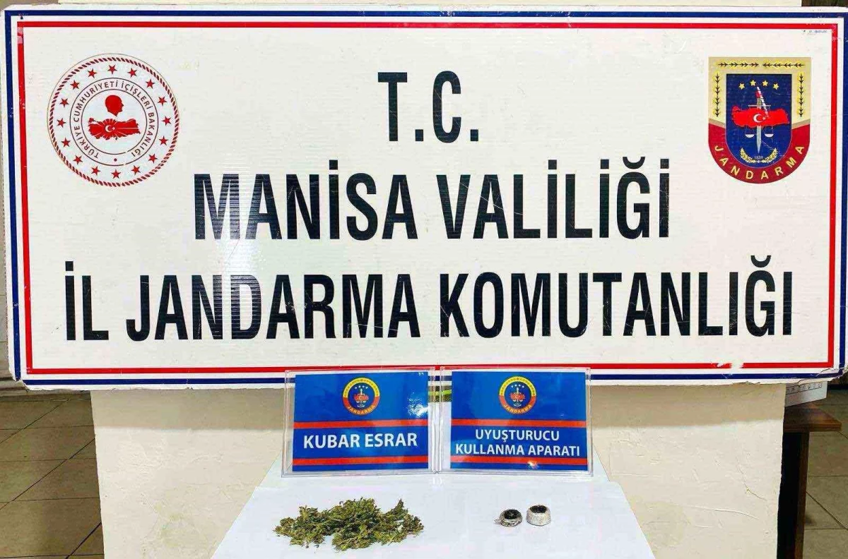 Manisa'da Uyuşturucu Operasyonu: 17 Gram Esrar Ele Geçirildi