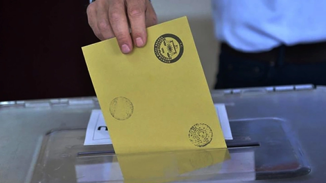 Türkiye yerel seçime gidiyor! Tek zarf 3 pusula olacak