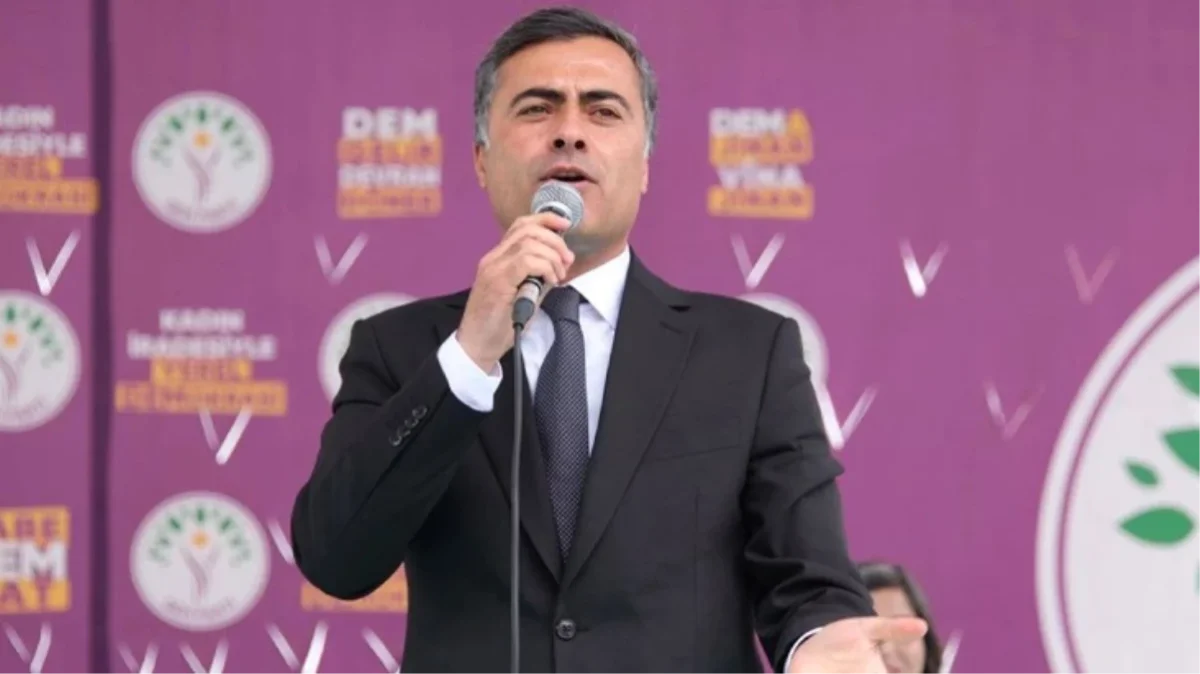 DEM Parti: Van Büyükşehir Belediye Başkanı Abdullah Zeydan'ın memnu hakkı elinden alındı