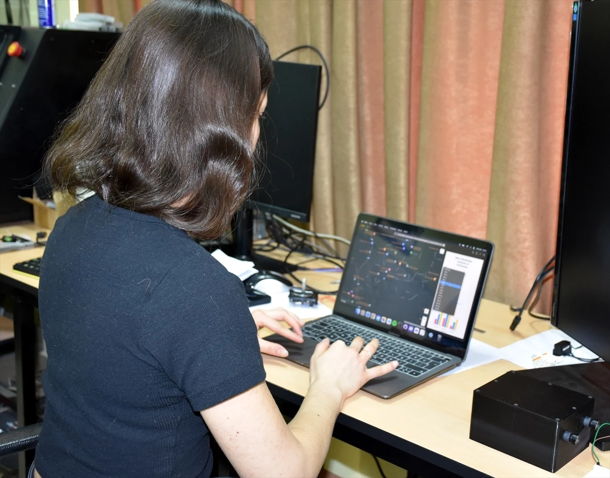 Kırıkkale Üniversitesi öğrencisi yapay zeka destekli yol tespit cihazı tasarladı