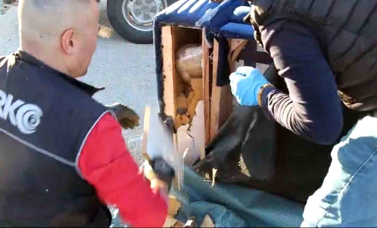 TEM Otoyolu'nda 52 Kilo Skunk Ele Geçirildi