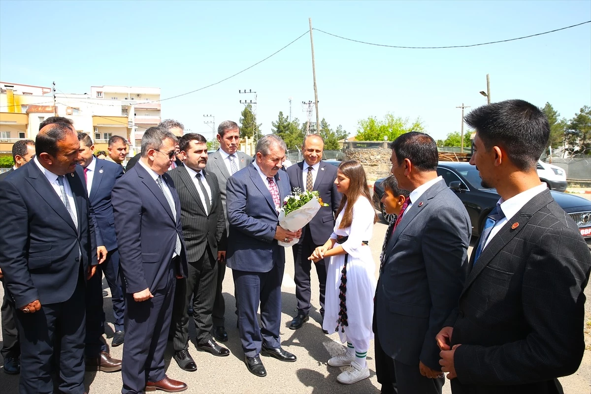 BBP Genel Başkanı Mustafa Destici, belediye başkanlarının yasalara uygun hareket etmesini bekliyor