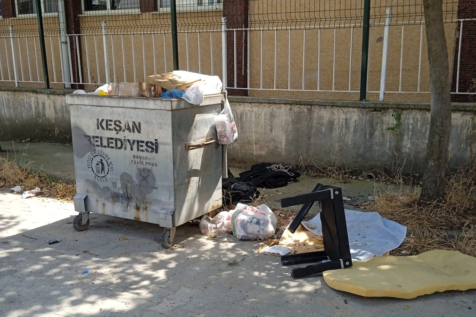 Keşan’da Çevre Tepkisi: Vatandaşlardan Belediyeye Çağrı