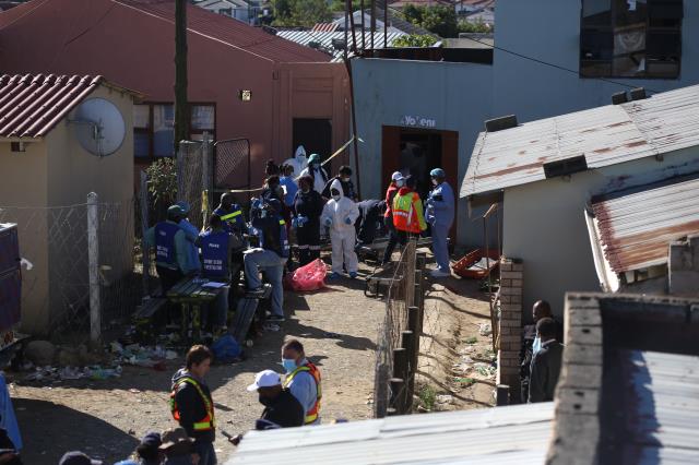 Güney Afrika'da gizemli ölümler! Gece kulübünde 17 kişinin cansız bedeni bulundu, 3 kişi de hastanede yaşamını yitirdi