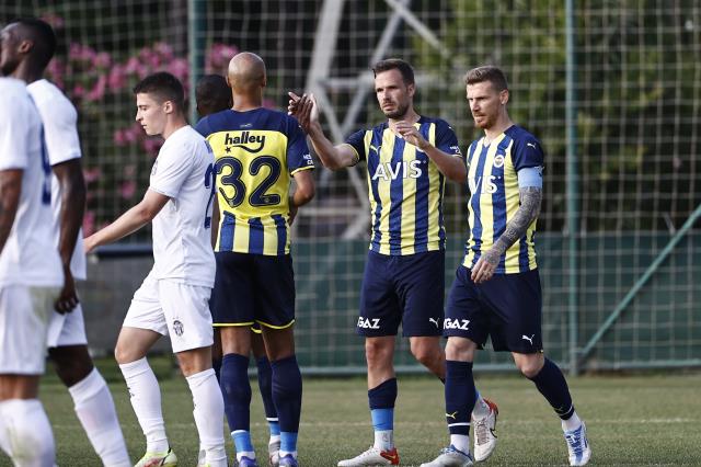Jorge Jesus yönetimindeki Fenerbahçe farka koştu! Yeni transfer hazırlık maçına damga vurdu
