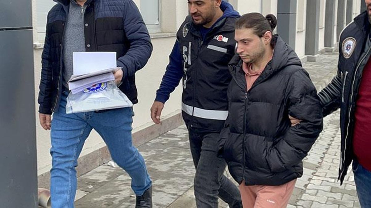 Bir sahte doktor vakası da Erzincan'dan! Ambulansla İstanbul'a hasta getirirken yakalandı