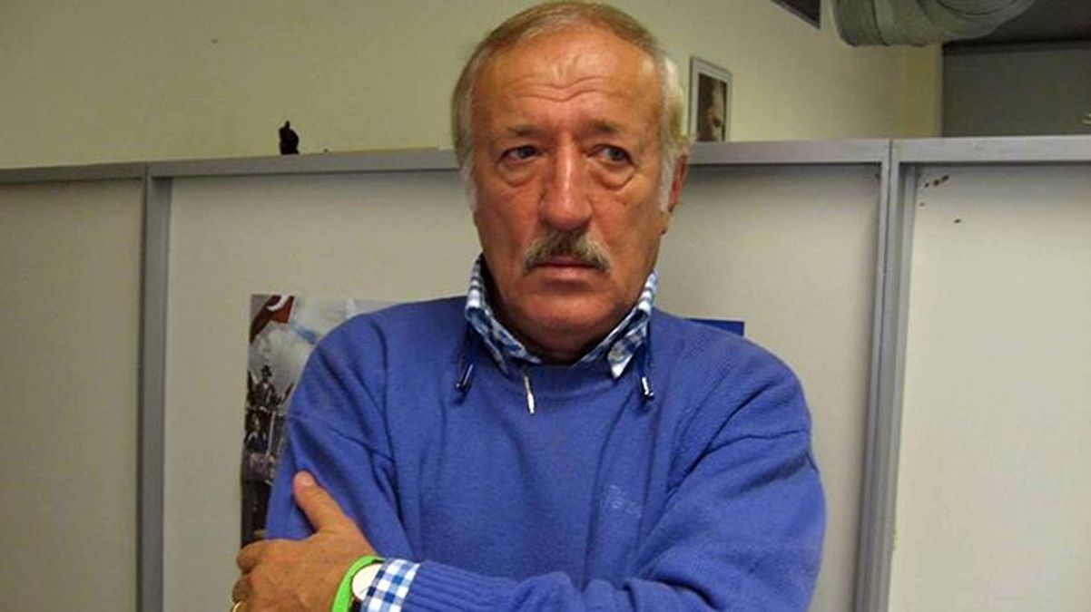 Fenerbahçe'nin efsane futbolcusu Ziya Şengül yaşamını yitirdi