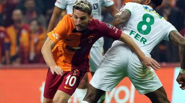 Galatasaray, sahasında Alanyaspor ile 2-2 berabere kaldı