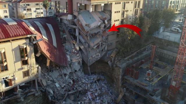 İstanbul Arel Üniversitesi binasındaki yıkımın boyunu günün ilk ışıklarıyla ortaya çıktı