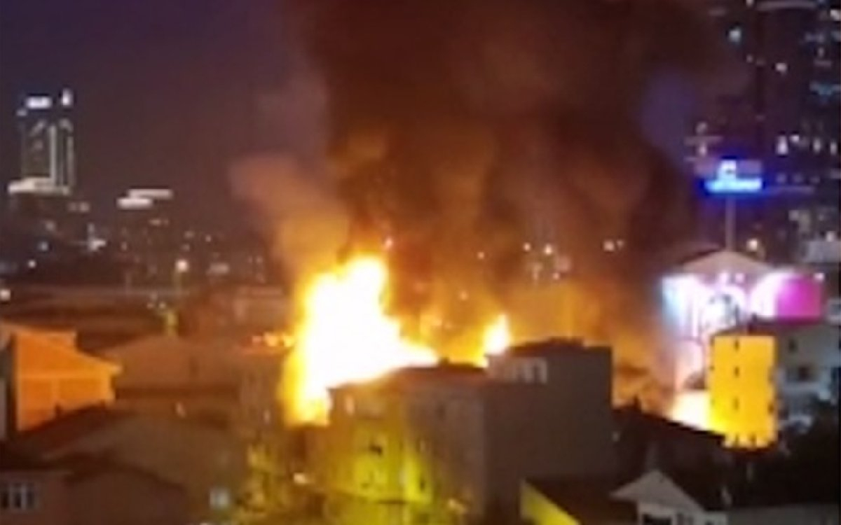 Kadıköy’de patlama; 3 kişi hayatını kaybetti