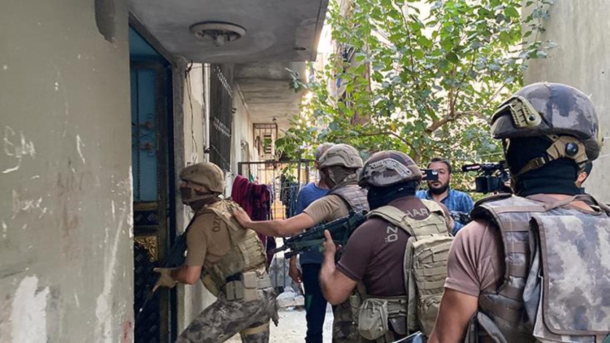 Özel Harekattan Mersin Belediyesi çalışanlarına terör operasyonu: 10 gözaltı