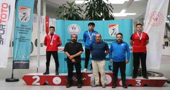 Sakarya Büyükşehir sporcusundan Türkiye Şampiyonluğu