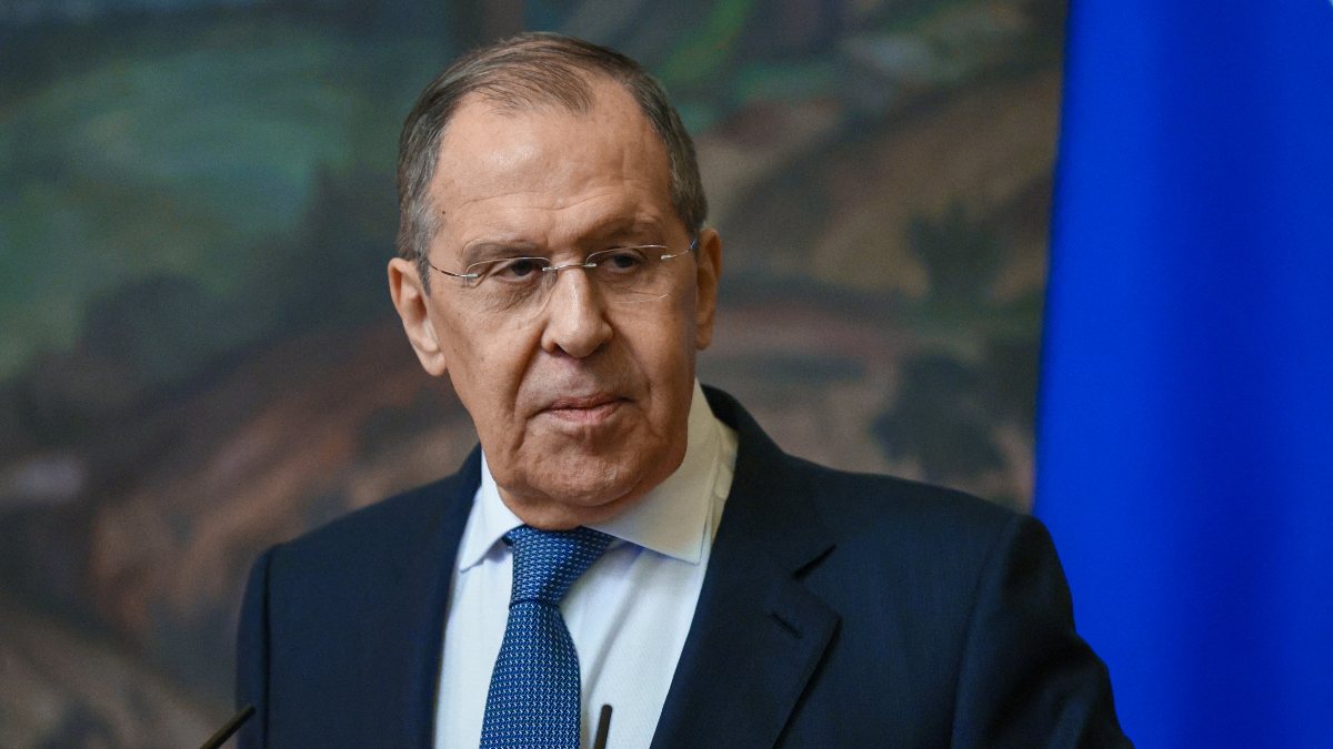 Sergey Lavrov: Ukrayna’da dış güçlerin etkisi olmasaydı, hiçbir şey olmazdı